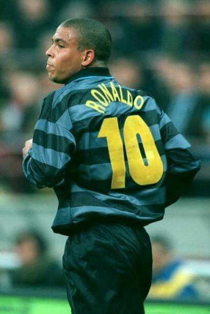 Camisa Inter de Milão II 1997/98 - Retrô R9